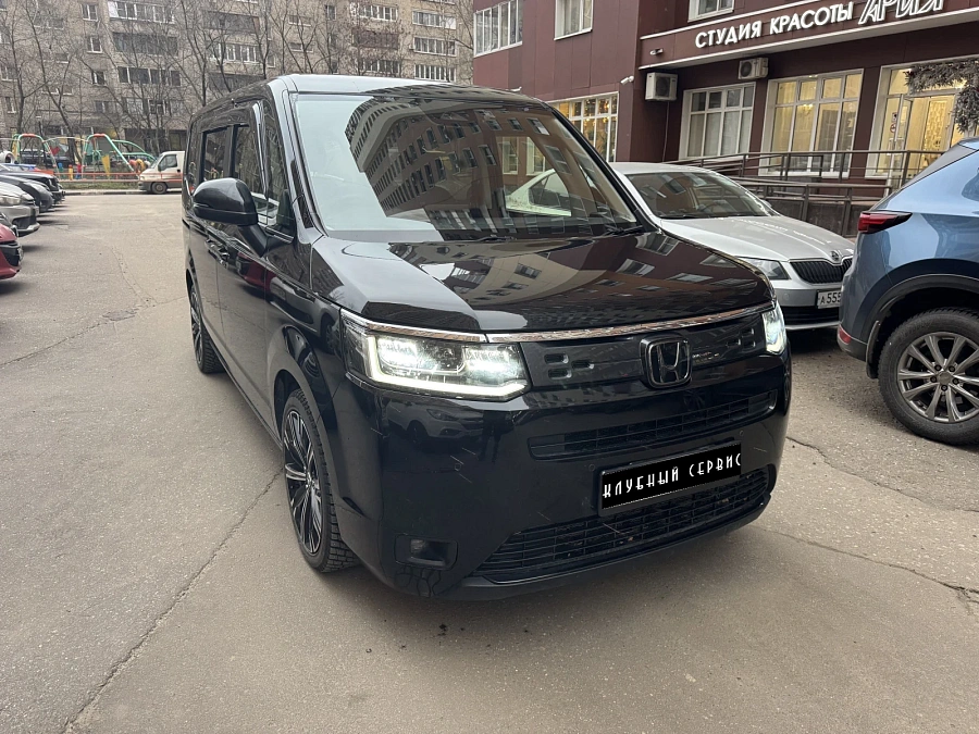 Honda Stepwgn, 2022г., полный привод, вариатор