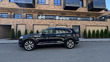 Volkswagen Touareg, 2020г., полный привод, автомат