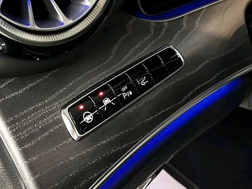 Mercedes-Benz CLS, 2020г, полный привод, автомат