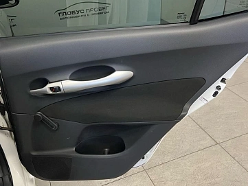 Toyota Auris, 2011г, передний привод, автомат