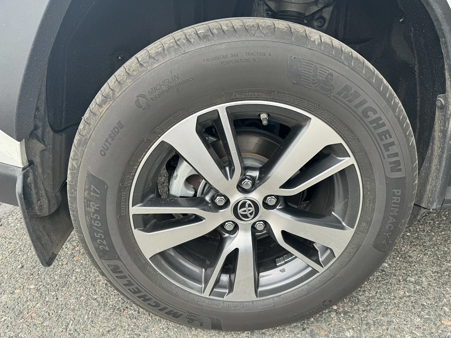 Toyota RAV4, 2021г., полный привод, автомат