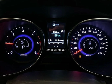 Hyundai Santa Fe, 2014г, передний привод, автомат