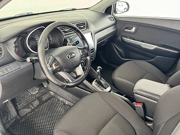 Kia Rio, 2015г, передний привод, автомат