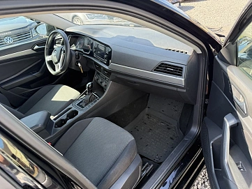 Volkswagen Jetta, 2020г, передний привод, автомат