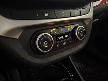 Lada (ВАЗ) Vesta, 2019г, передний привод, механика