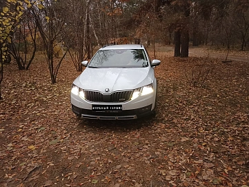 Skoda Octavia, 2017г, полный привод, робот