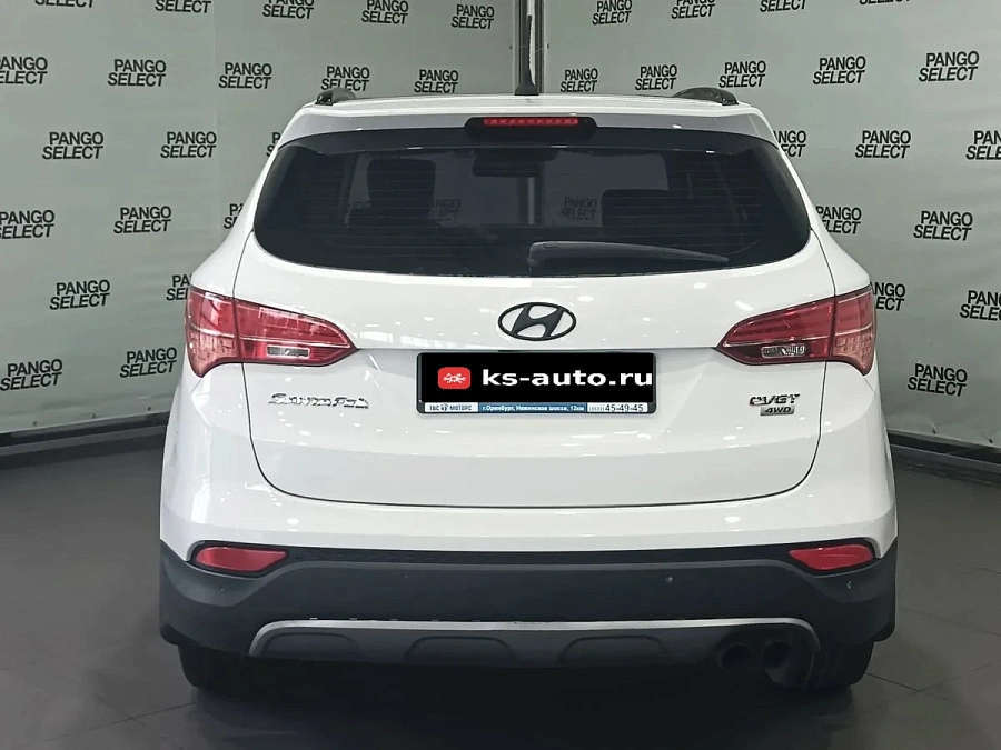 Hyundai Santa Fe, 2013г., передний привод, автомат