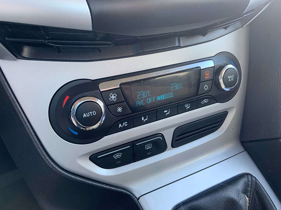 Ford Focus, 2013г., передний привод, механика