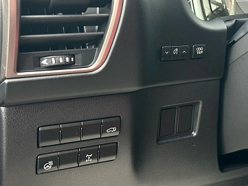 Lexus NX, 2017г, полный привод, вариатор