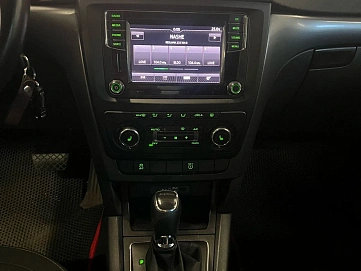 Skoda Yeti, 2015г., передний привод, автомат