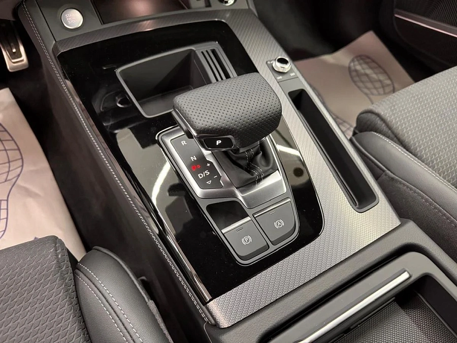 Audi Q5 Sportback, 2025г., полный привод, робот