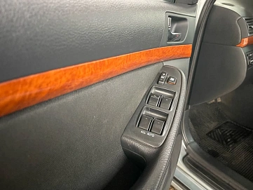 Toyota Avensis, 2007г, передний привод, автомат