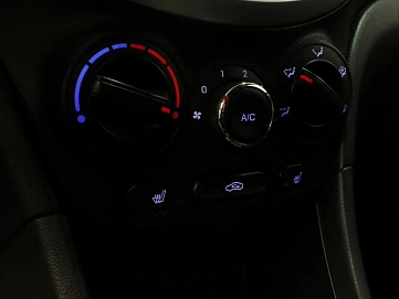 Hyundai Solaris, 2012г, передний привод, механика