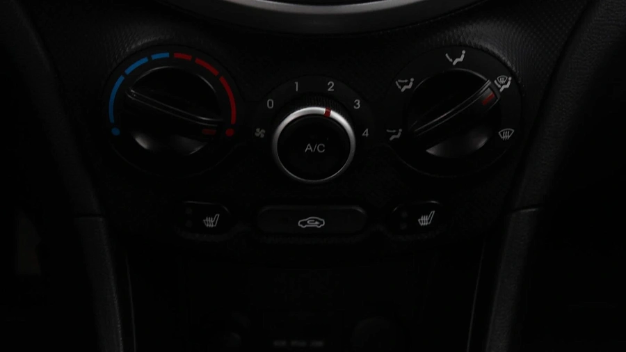 Hyundai Solaris, 2013г., передний привод, механика