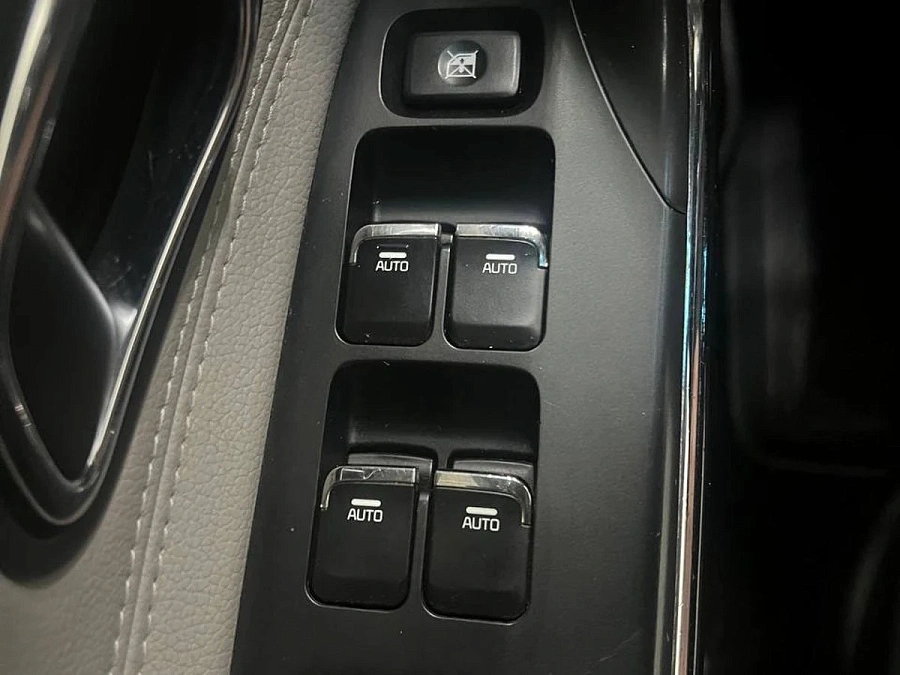 Kia Ceed, 2015г., передний привод, робот