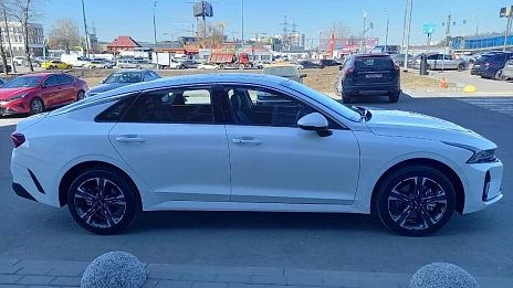 Kia K5, 2024г, передний привод, автомат