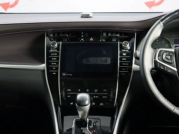 Toyota Harrier, 2016г, передний привод, вариатор