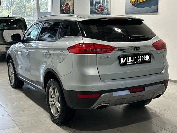 Geely Atlas, 2018г, передний привод, автомат