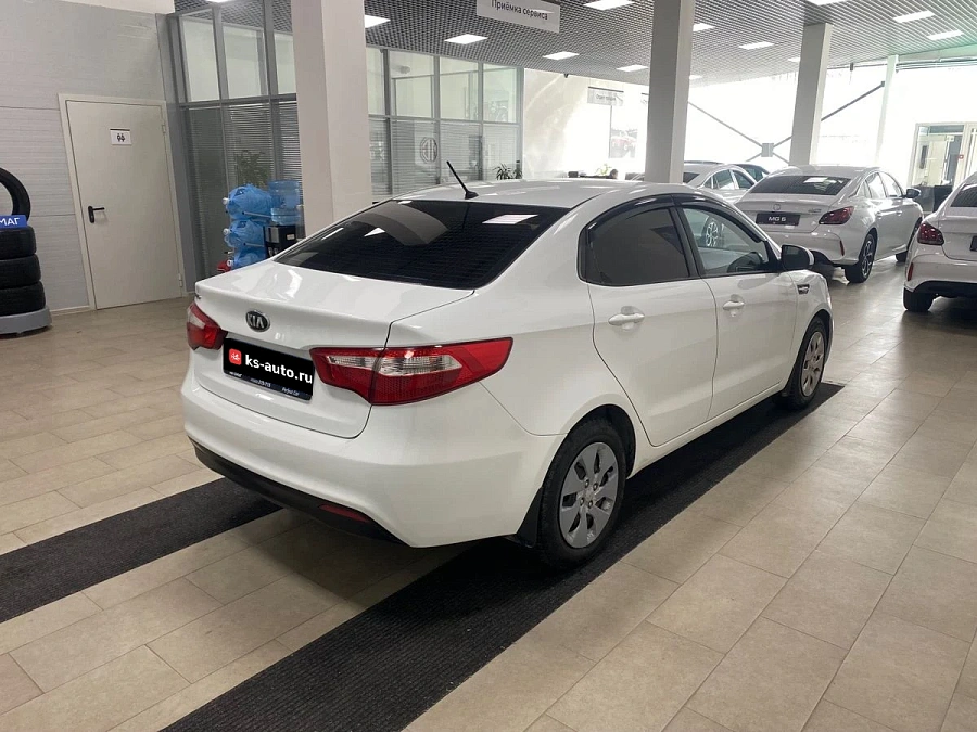 Kia Rio, 2013г., передний привод, механика