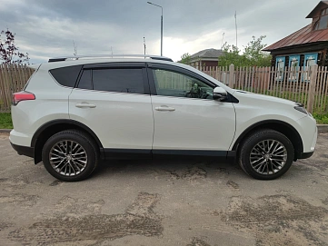 Toyota RAV4, 2016г, полный привод, автомат