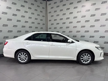 Toyota Camry, 2016г, передний привод, автомат