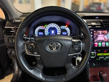 Toyota Camry, 2012г, передний привод, автомат
