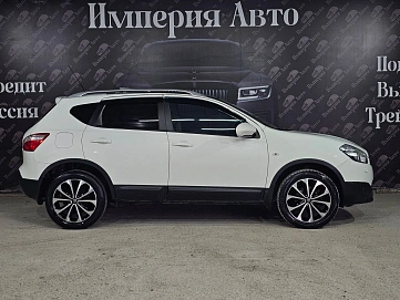 Nissan Qashqai, 2012г, передний привод, вариатор