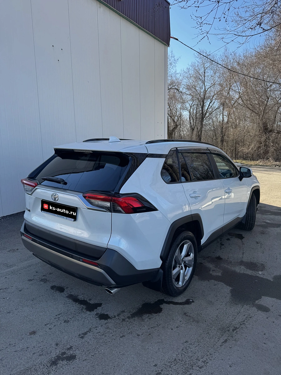 Toyota RAV4, 2020г., передний привод, вариатор