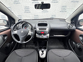 Peugeot 107, 2013г., передний привод, автомат