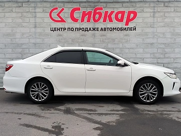Toyota Camry, 2016г, передний привод, автомат