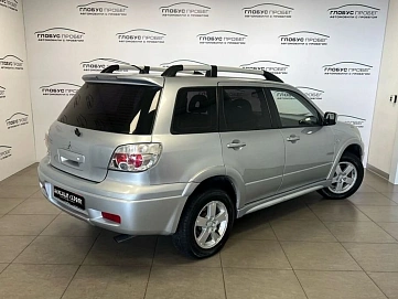 Mitsubishi Outlander, 2007г, передний привод, автомат
