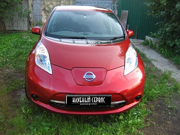 Nissan Leaf, 2015г, передний привод, автомат