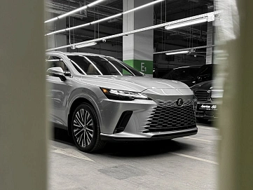 Lexus RX, 2022г, полный привод, автомат