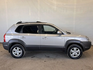 Hyundai Tucson, 2005г, полный привод, автомат