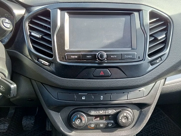 Lada (ВАЗ) Vesta, 2017г, передний привод, механика