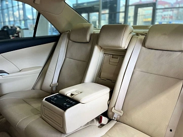 Toyota Camry, 2015г, передний привод, автомат