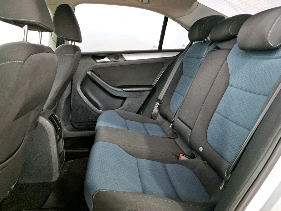 Volkswagen Jetta, 2013г., передний привод, робот