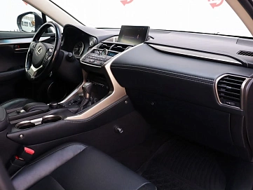 Lexus NX, 2016г, полный привод, автомат