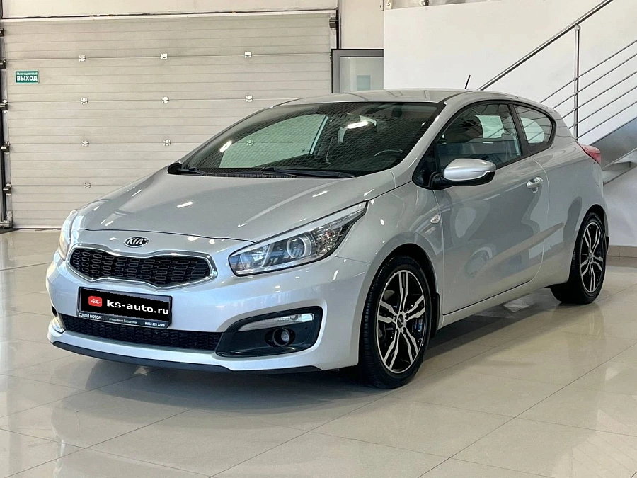 Kia Ceed, 2015г., передний привод, автомат