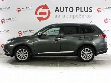Mitsubishi Outlander, 2015г, полный привод, вариатор