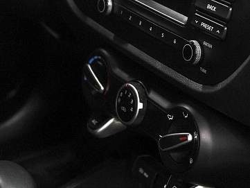 Kia Rio, 2018г, передний привод, автомат