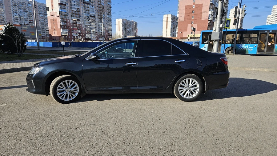 Toyota Camry, 2015г., передний привод, автомат