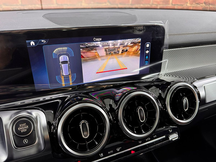 Mercedes-Benz GLB, 2024г., передний привод, робот