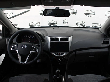 Hyundai Solaris, 2011г, передний привод, механика