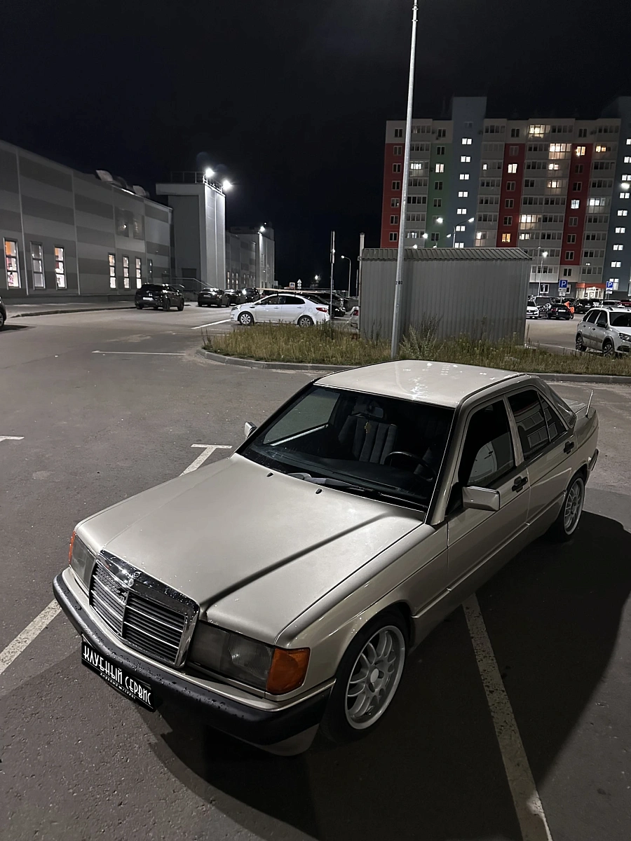 Mercedes-Benz 190 (W201), 1989г., задний привод, автомат