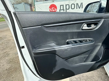 Kia Rio, 2020г, передний привод, автомат