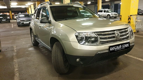 Renault Duster, 2015г, полный привод, механика