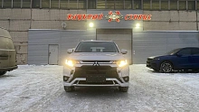 Mitsubishi Outlander, 2022г., передний привод, вариатор