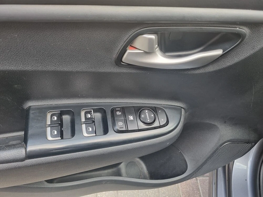 Kia Rio, 2018г., передний привод, автомат