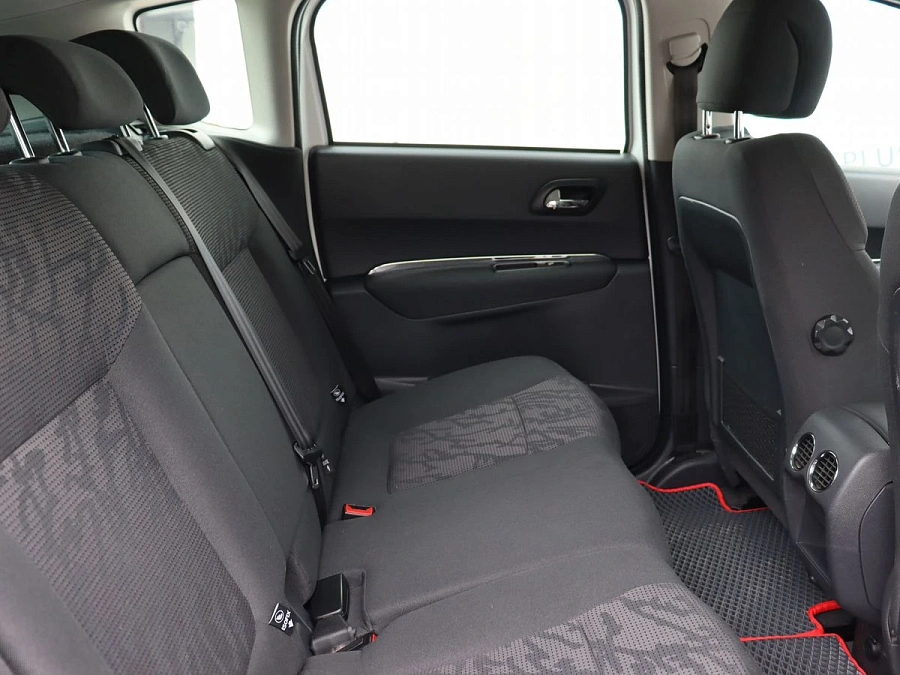 Peugeot 3008, 2012г., передний привод, механика